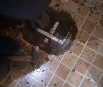 泰来卫生间漏水维修公司为您分享下卫生间渗水如何处理及注意事项